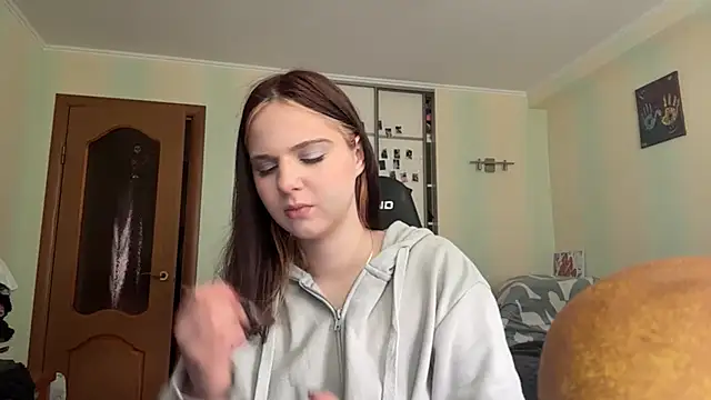 Show modela GiselleReidenbach na web-kameri