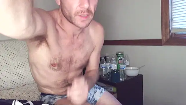 FrankieFuckMe Show in webcam