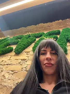 Arina_Bloom 在線直播表演