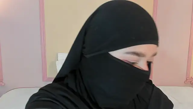 _zharaa Chat XXX in diretta