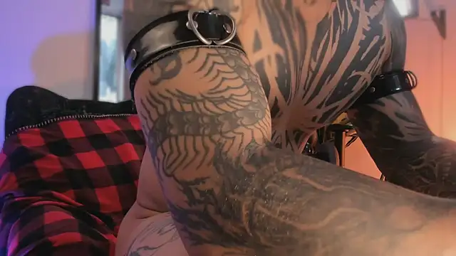 TigerStripes1_ 即時 XXX 聊天