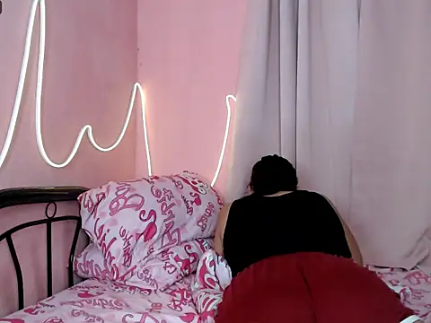 Miss_RebeccaLove's Webcam Show