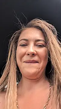 Živý XXX chat Risky_girl23_