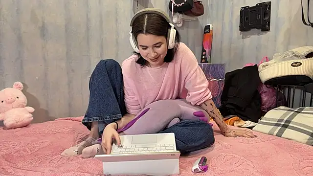 Show de LanoraBilecki na webcam