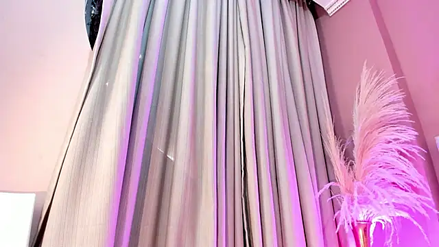 SeleneLujan 现场XXX聊天