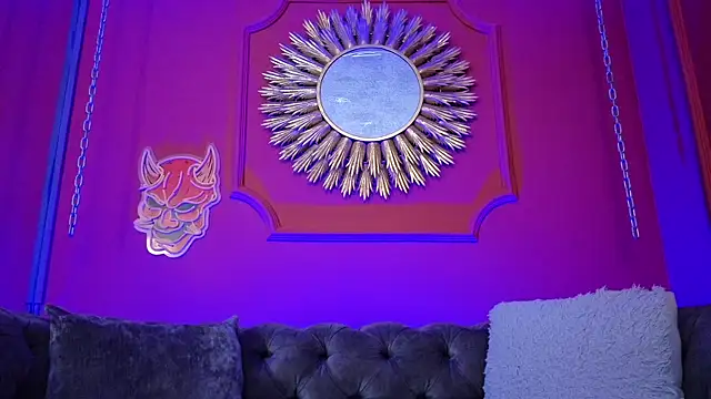 Chatroom XXX en direct de Julieta_Russell