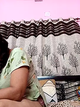 Gullapi's Live XXX Chat