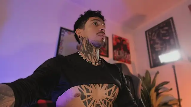 TigerStripes1_ Webcam Show