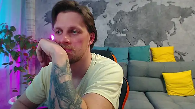 VikingChrisss Adlı Modelin Web Kamerası Şovu