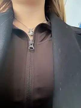 Liza_risky's Live XXX Chat