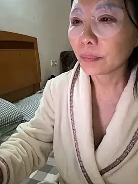 xiiuuff18 Webcamshow