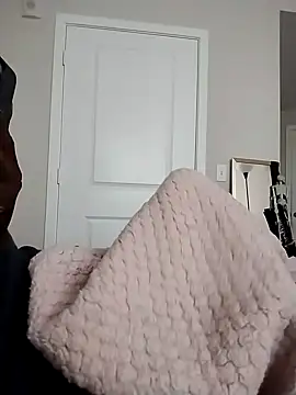 makeherfeelg Show in webcam