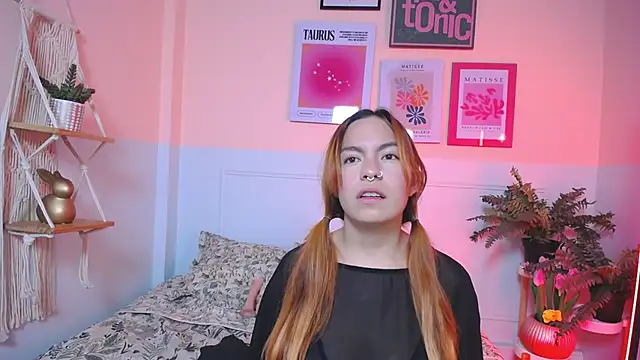 Chat XXX ao vivo de Mila_Monnet