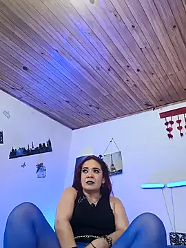 keila_j: онлайн-секс-чат