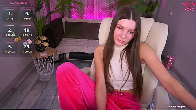 AshleyBaie Adlı Modelin Canlı XXX Sohbeti