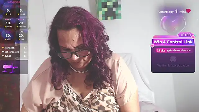 Chat +18 de BiirdyDavis ao vivo