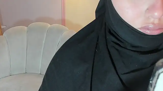 _zharaa Chat XXX live