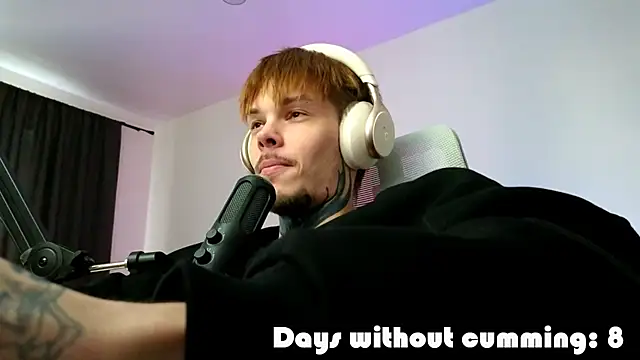 DENIS_HERE: вебкам-шоу