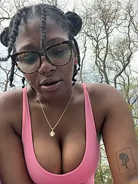 mochakaia's Webcam Show