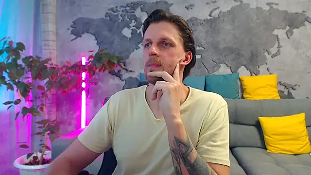 VikingChrisss Adlı Modelin Web Kamerası Şovu