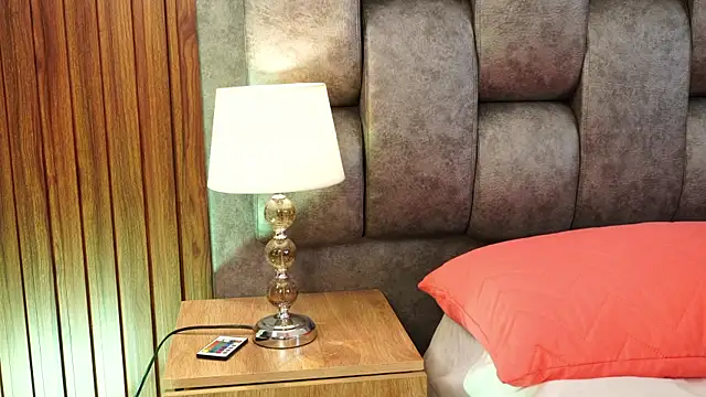 Chat XXX en directo de Chloe_Harriss