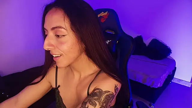 NicolwhiteeのライブXXXチャット