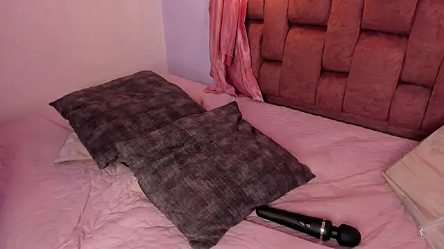 Chat +18 de kristakinnky ao vivo