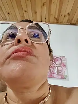 AlexxiaaMat 라이브 XXX 채팅