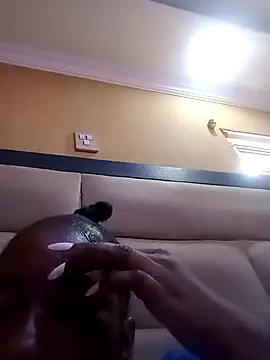 sashabaexx 现场XXX聊天