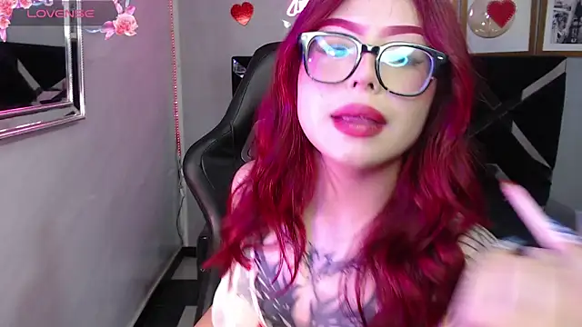 Red_Bunny_vのライブXXXチャット