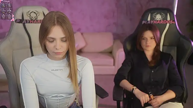 Angy_Netal élő XXX-chatje