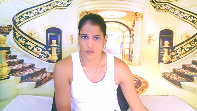 IndianSexcSmyle's Live XXX Chat