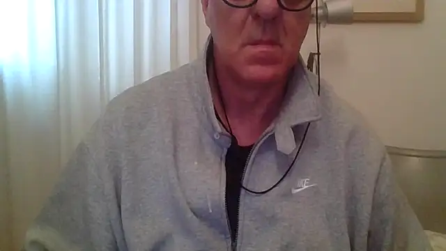 ANONIMO7735 Webcam-Show