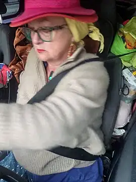 Онлайн чат XXX Hot-Muci