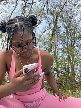 mochakaia 现场XXX聊天