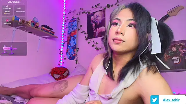 Alex_Tehir Adlı Modelin Canlı XXX Sohbeti