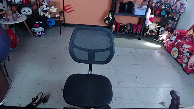 MissMiia2 – Naživo XXX chat