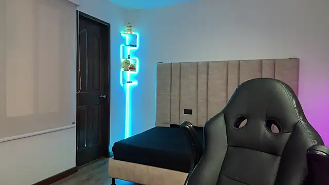 CHRIS_MORGAN1 Obrolan Langsung XXX