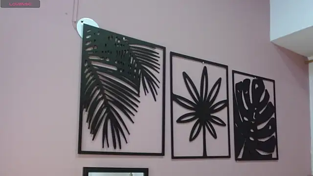 amara_rousse1 Adlı Modelin Canlı XXX Sohbeti