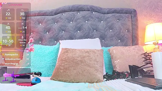 YesyHills ওয়েবক্যাম শো