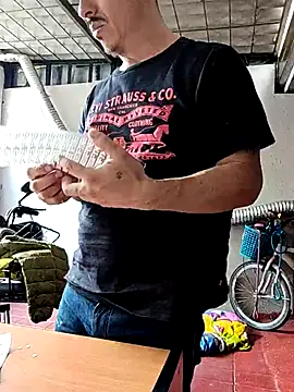 L_hotcream Show Webcam