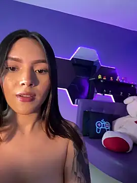 Živý XXX chat Adalyn_Cute