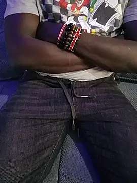 Africanversatile Adlı Modelin Canlı XXX Sohbeti