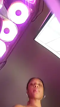 cnc_cutiexx Webcam Show