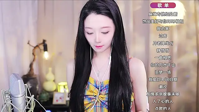 Zoe-99's Live XXX Chat