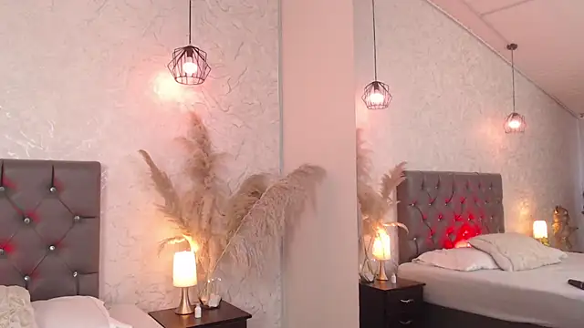 Chat XXX en directo de Sabriinaa_Foxx