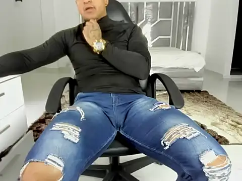 Show de master_leather na webcam