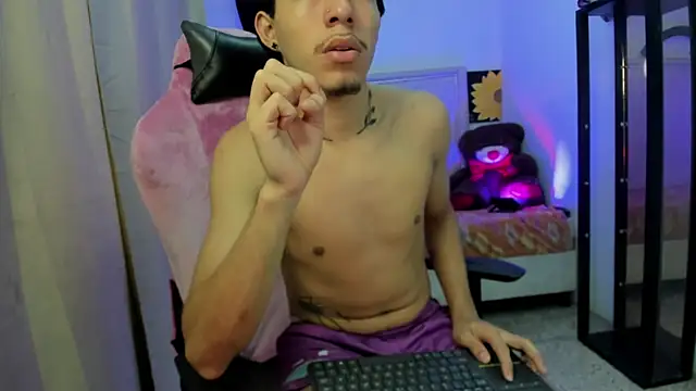 Bad_bunnyy_ Adlı Modelin Canlı XXX Sohbeti