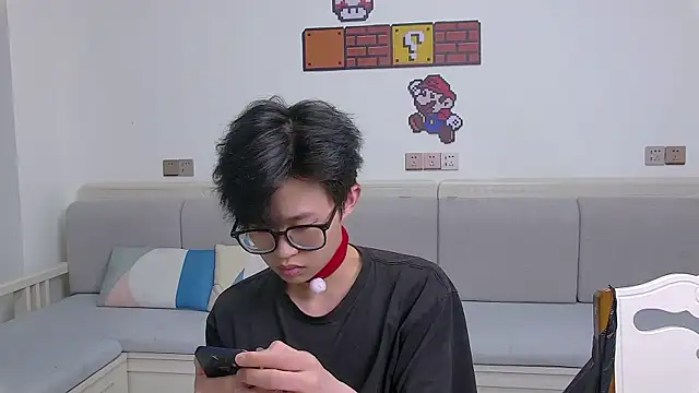 Chili-001 Adlı Modelin Canlı XXX Sohbeti