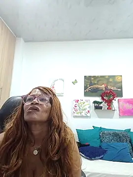 BustyMilf_ Webcamshow